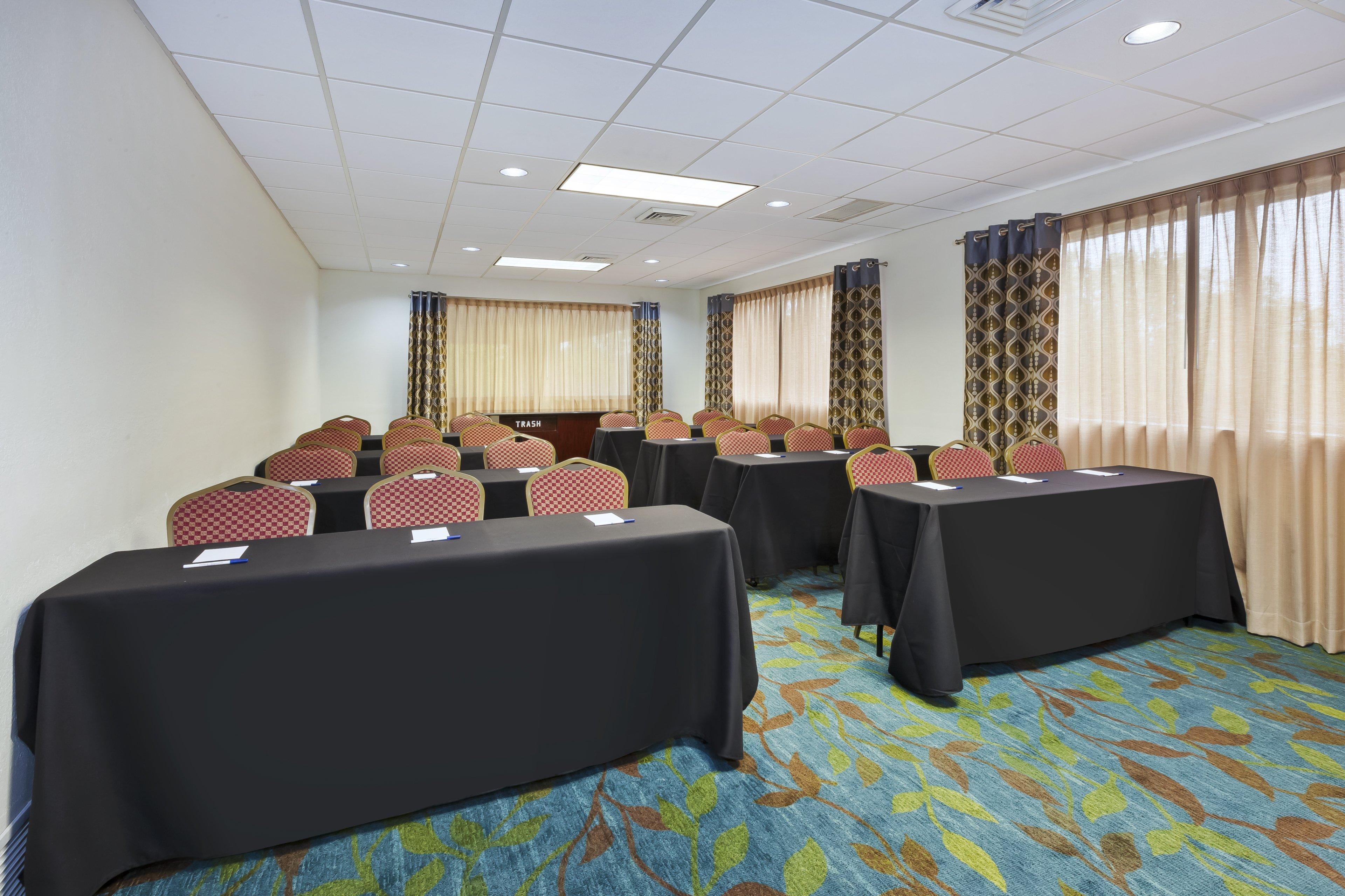 Candlewood Suites Grand Rapids Airport By Ihg Cascade Kültér fotó