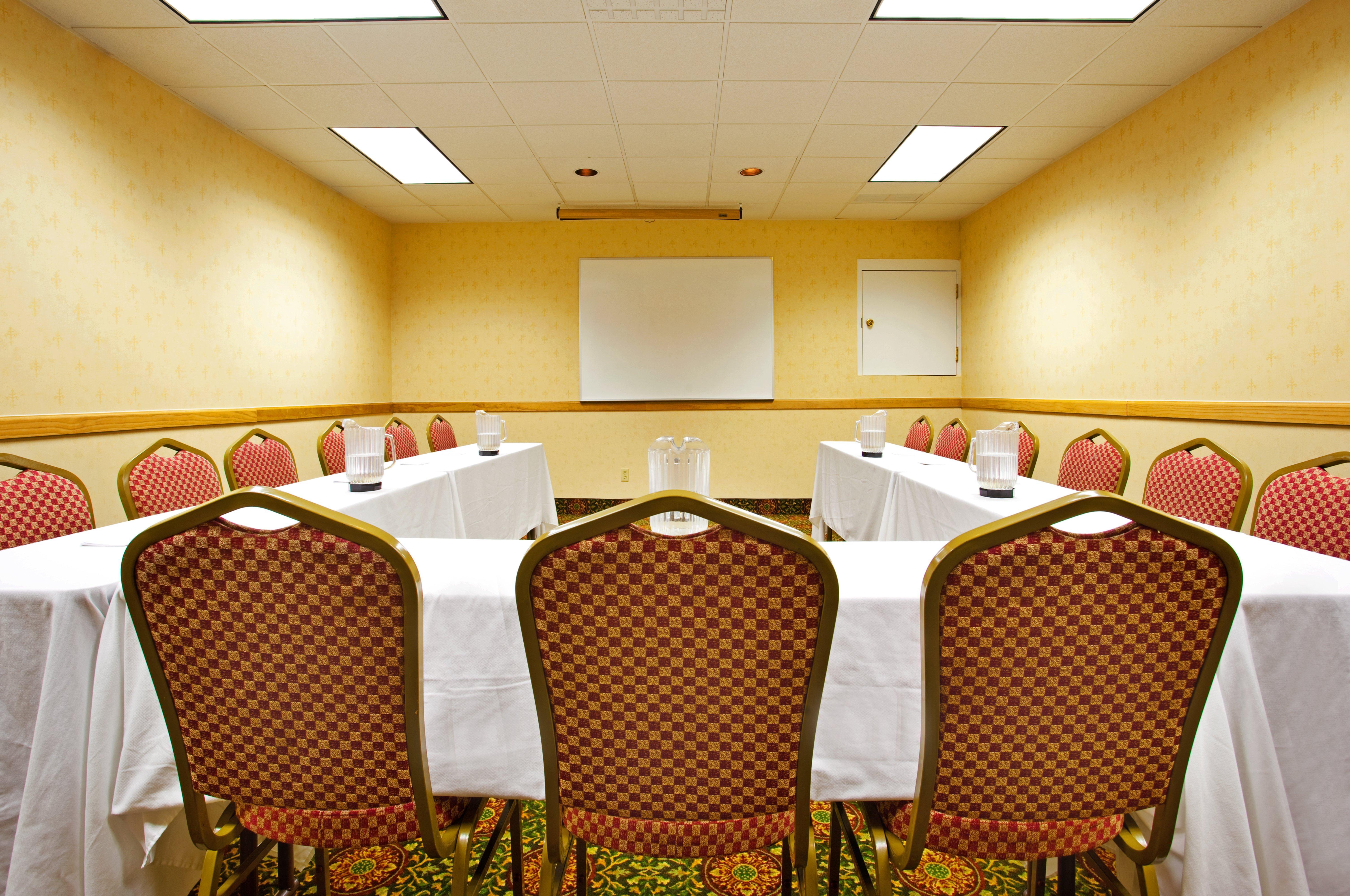 Candlewood Suites Grand Rapids Airport By Ihg Cascade Kültér fotó