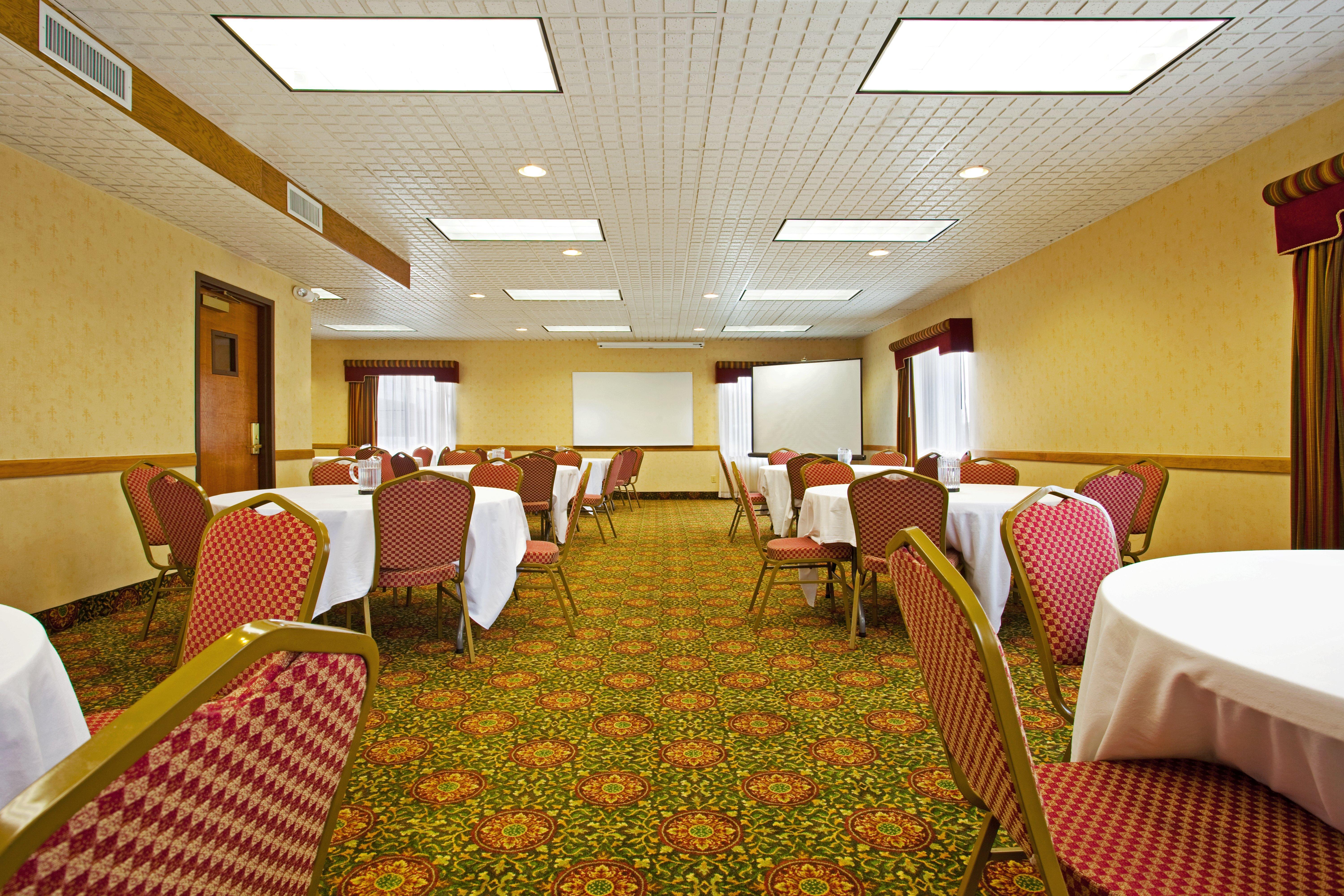 Candlewood Suites Grand Rapids Airport By Ihg Cascade Kültér fotó
