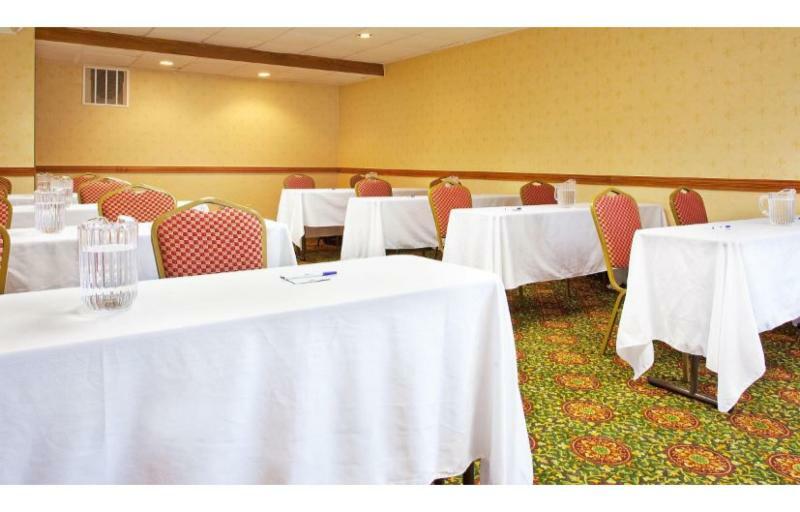 Candlewood Suites Grand Rapids Airport By Ihg Cascade Kültér fotó