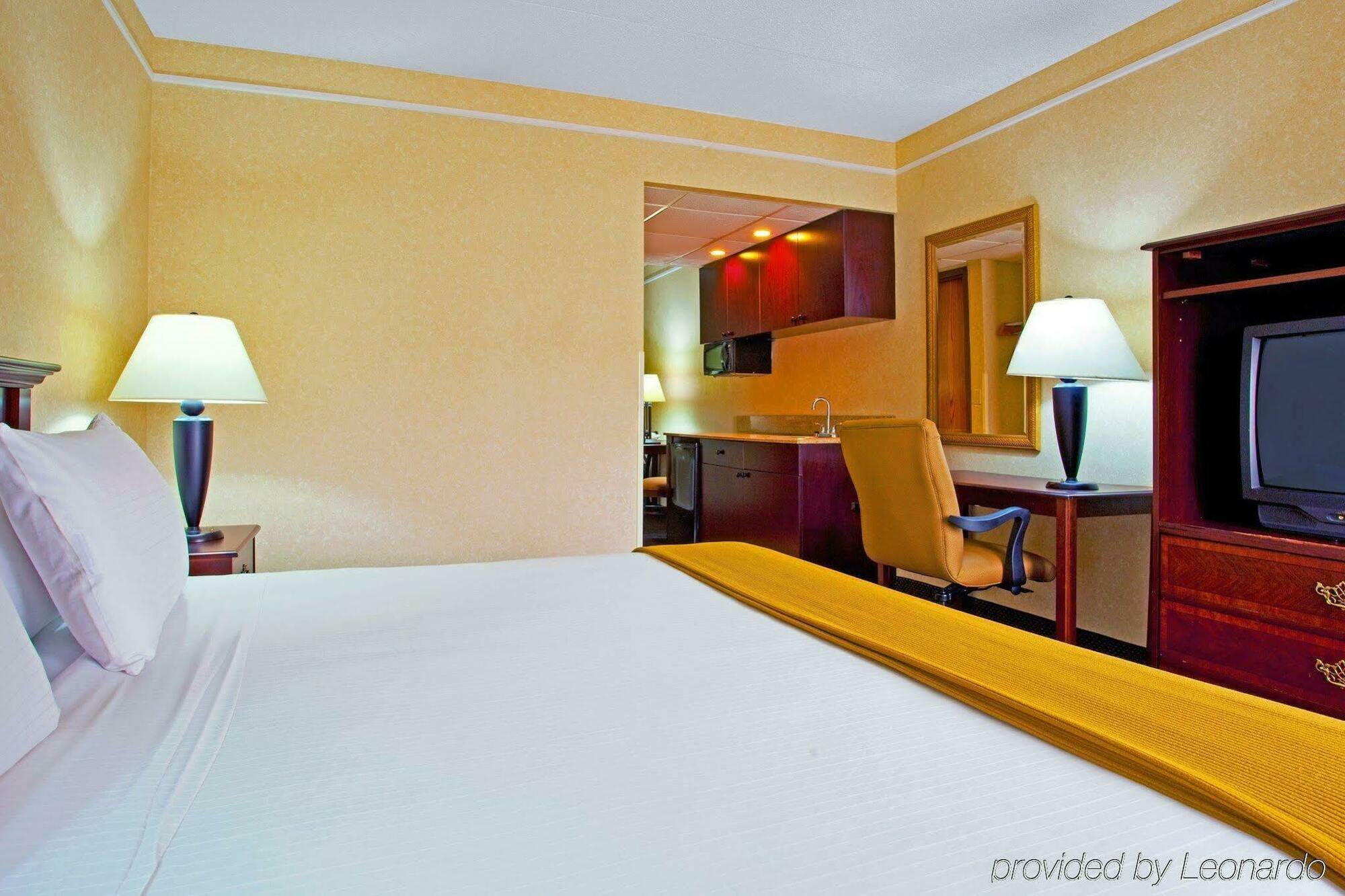 Candlewood Suites Grand Rapids Airport By Ihg Cascade Kültér fotó